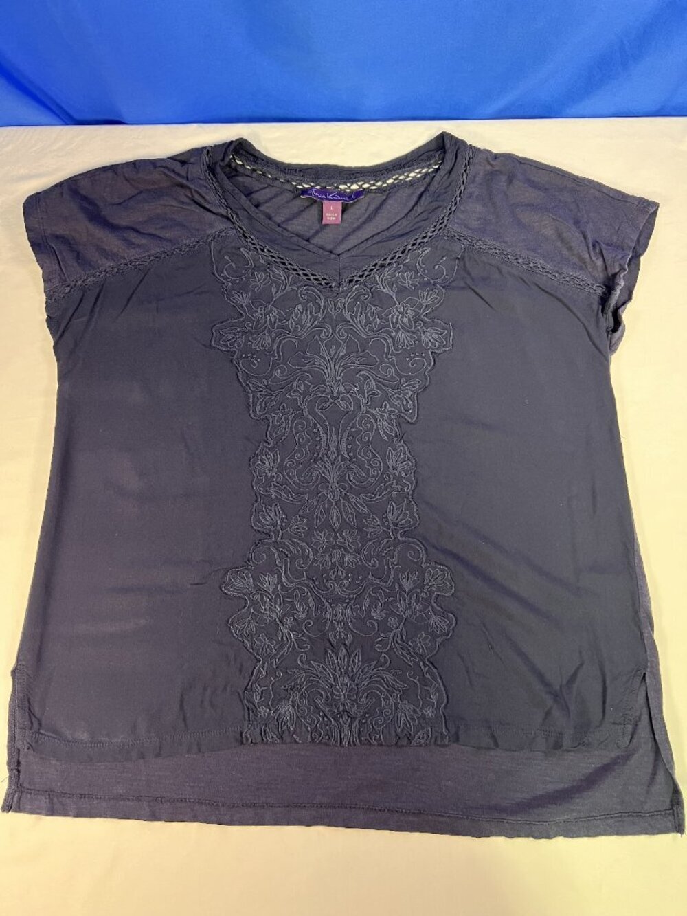 Gloria Vanderbilt Navy Blue Top Women’s Large